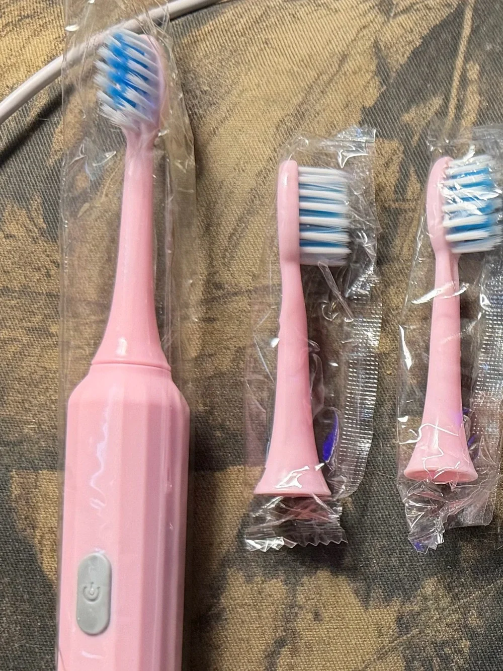 Pink Electric Toothbrush with 5 Replacement Heads